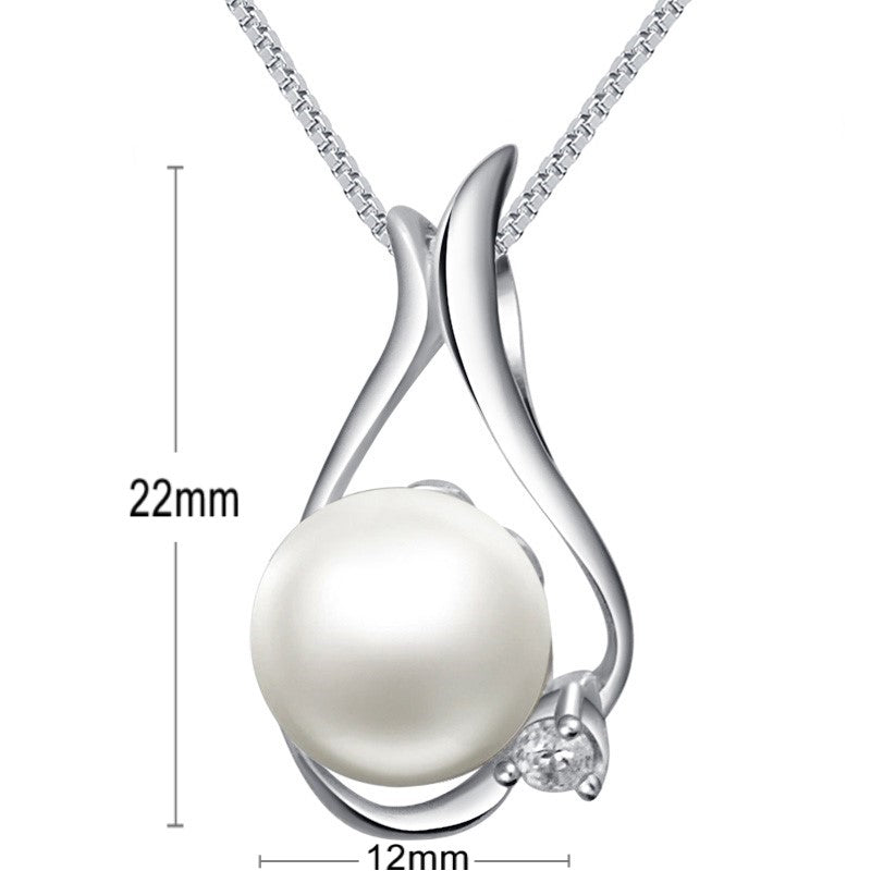 Women's Classic 925 Sterling Silver Pearl in a Tulip Pendant